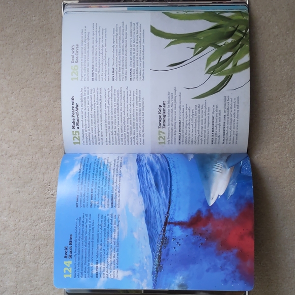 The Ultimate Survival Manual - Picture 5 of 8